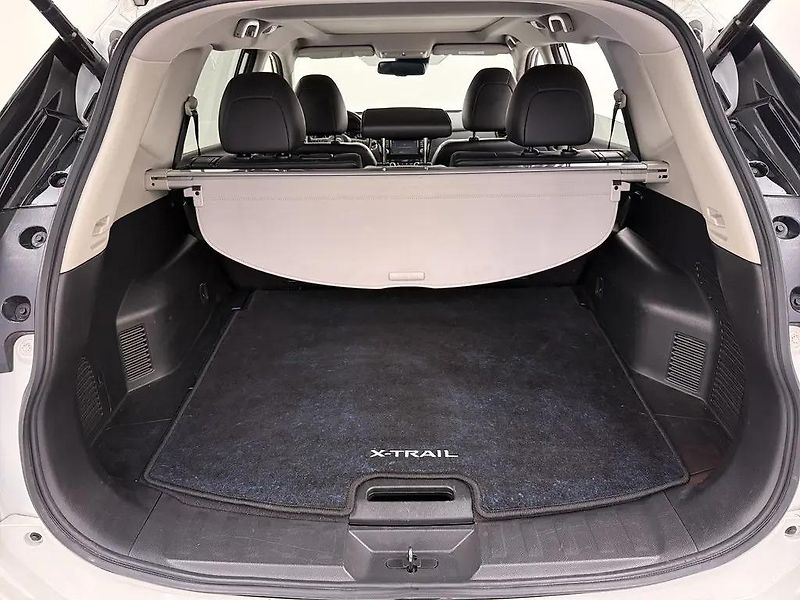 Nissan X-Trail 1.3 DIG-T 116kW Aut. Tekna TZ  - fotka 11 z 12