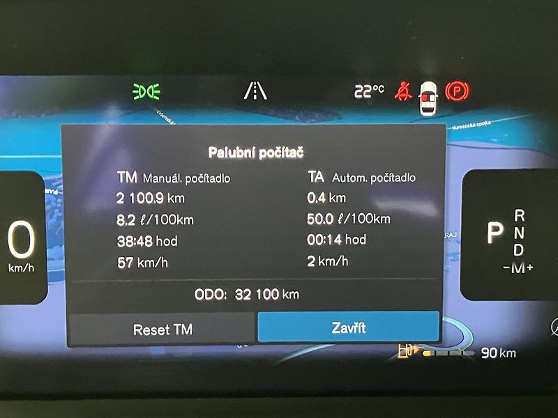 Volvo XC40 B3 FWD Plus Dark AT7 - fotka 24 z 39