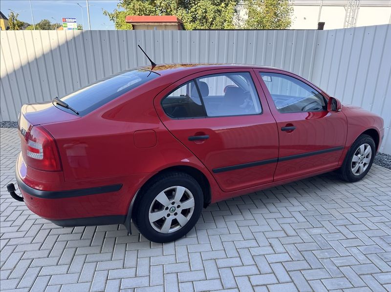 Škoda Octavia 1,6 MPi 75kW tažné původ ČR - fotka 13 z 50