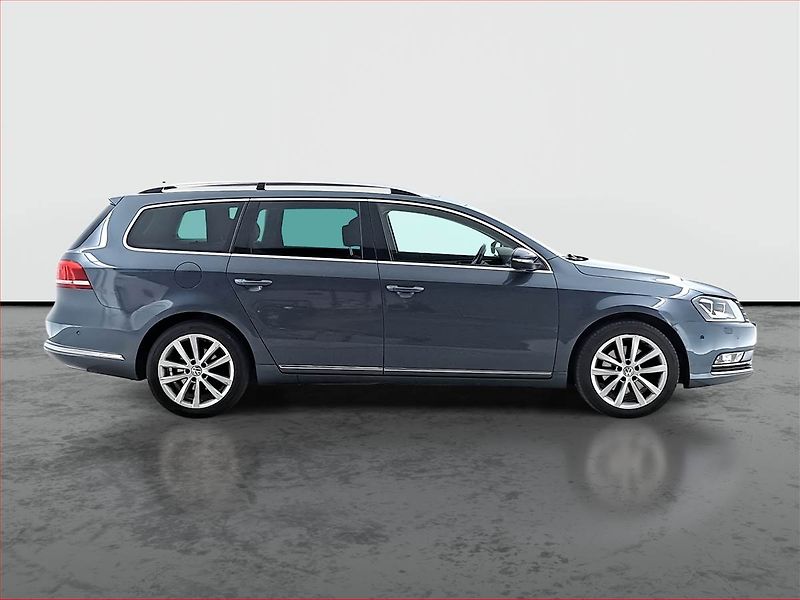 Volkswagen Passat (2014) 2.0 TDI, Automat, Navi, Xenony - fotka 6 z 20