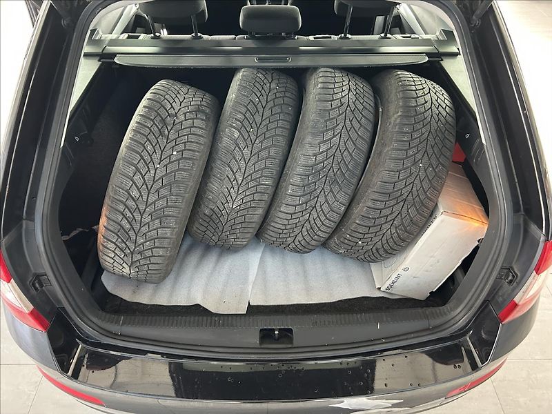 Škoda Octavia 2,0   TDI 110kW,ELEGANCE,ČR - fotka 25 z 27