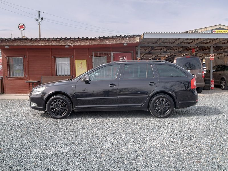 Škoda Octavia (2010) 1.4TSI 90KW – TAŽNÝ - fotka 8 z 38