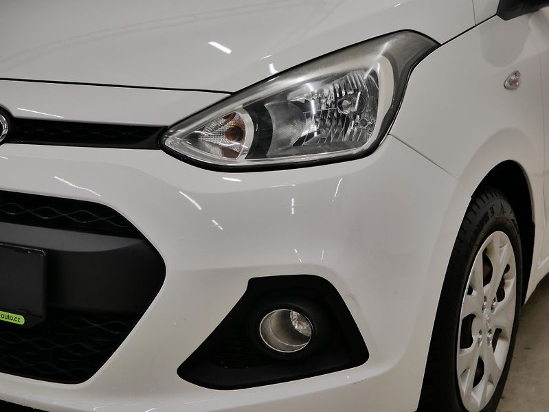 Hyundai i10 - fotka 9 z 22