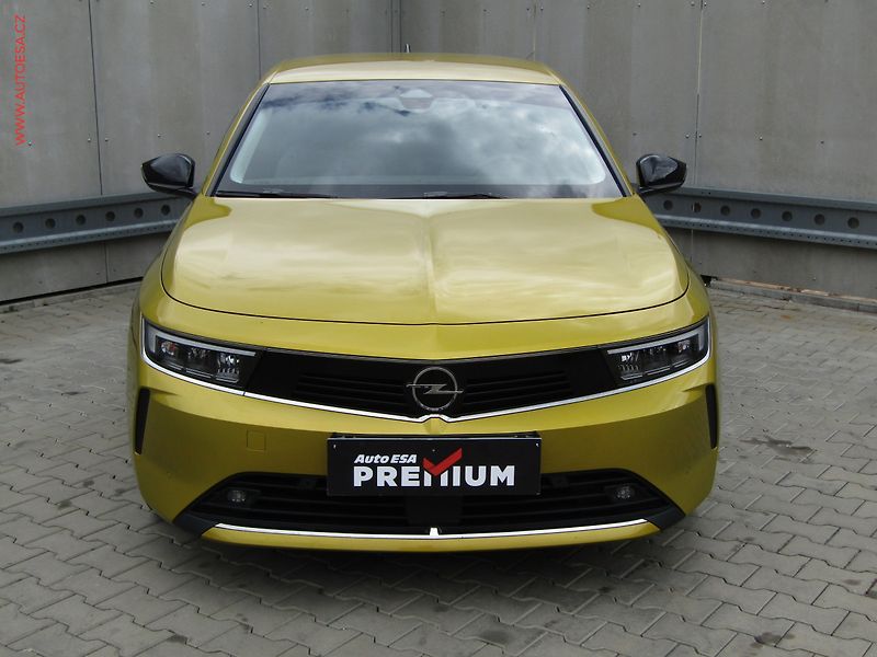 Opel Astra (2024) 1.2 T, ČR, AC, tempo, kamera - fotka 2 z 21