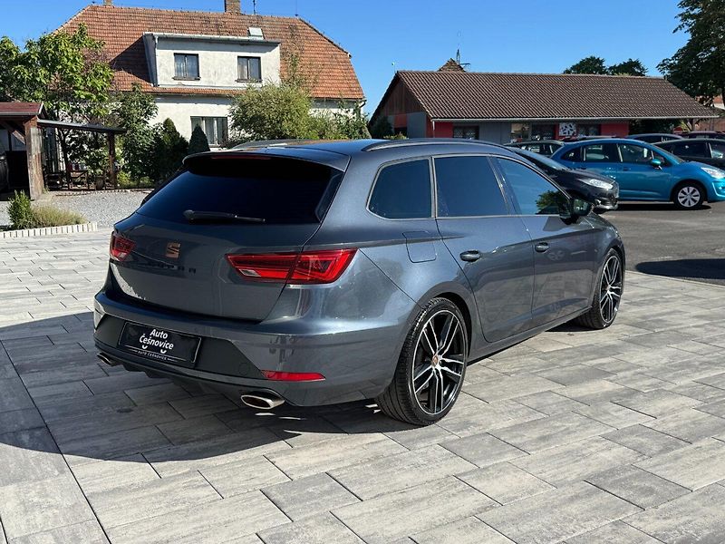 Seat Leon (2020) Cupra 2.0 TSI DSG 213kW - fotka 5 z 41