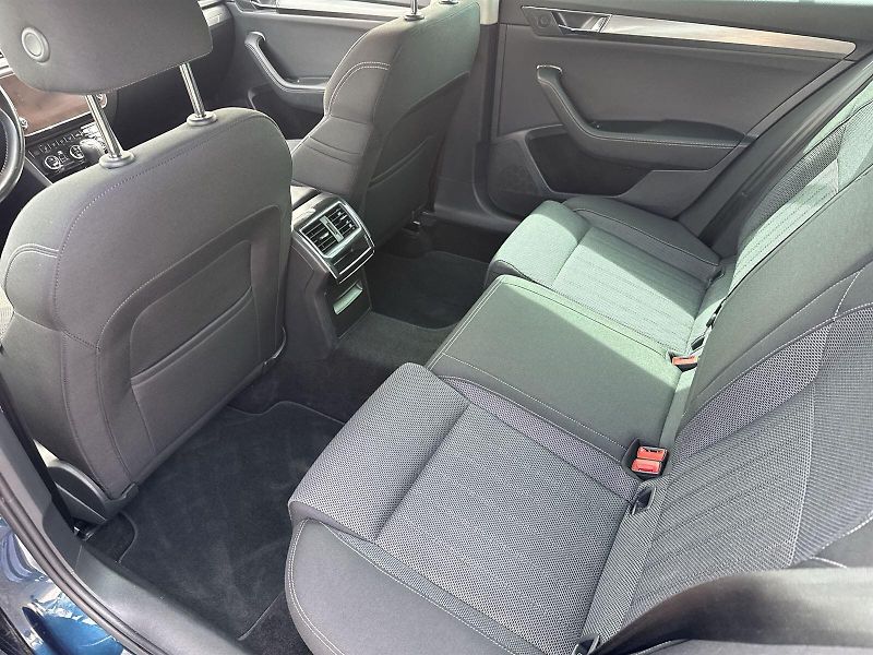 Škoda Superb (2022) Combi 2.0 TDI DSG Style - fotka 8 z 33