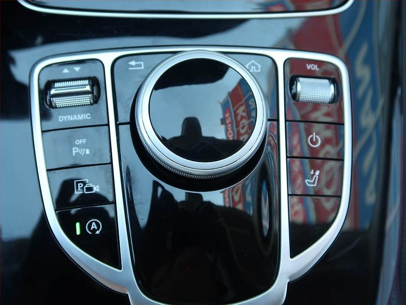 Mercedes-Benz Třídy E (2016) E 200, Automat, Kůže, Navi - fotka 16 z 19