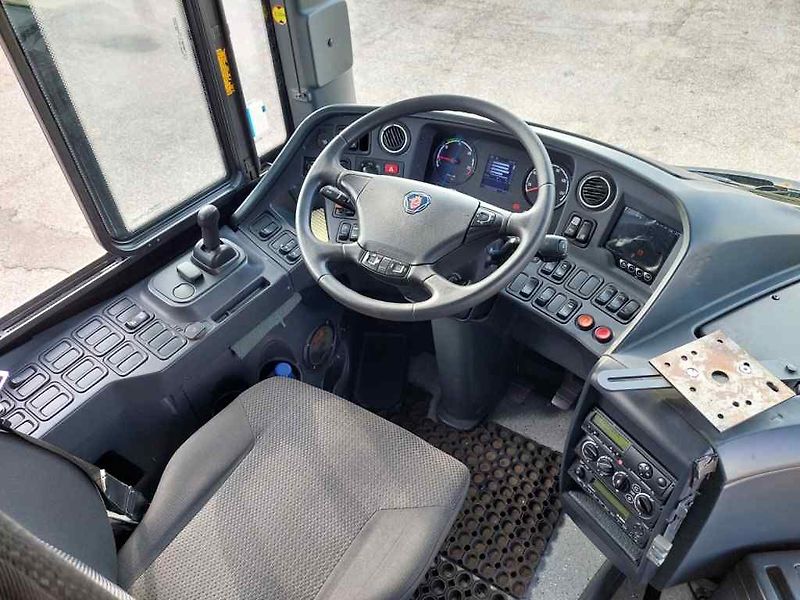 Scania Omniexpress 6x2 - fotka 34 z 48