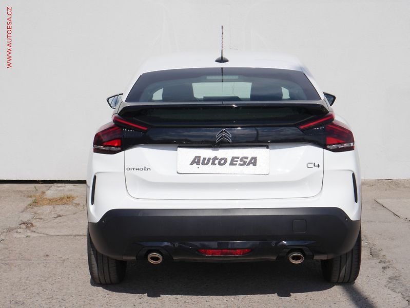 Citroën C4 (2021) 1.2 PT, ČR, servis.kniha, LED - fotka 5 z 16