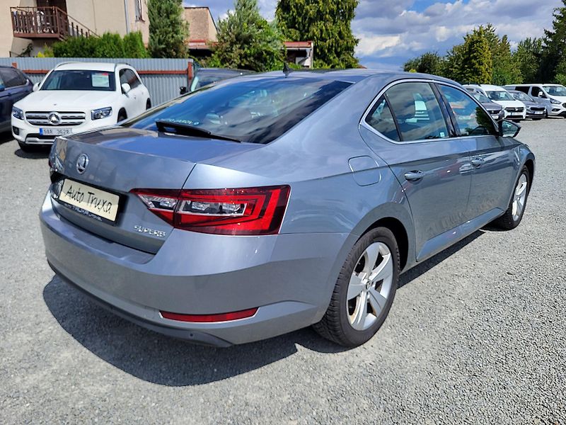 Škoda Superb III 2.0 TDi 110kW AMBITION *ČR - fotka 4 z 44