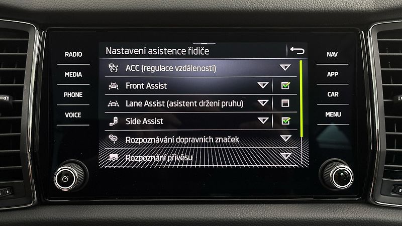 Škoda Kodiaq 2.0 TDI DSG 4x4 L&K - fotka 29 z 34