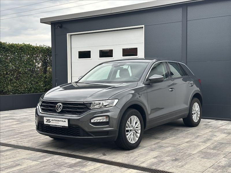 Volkswagen T-Roc 1,5 TSI 150PS  Trendline DSG - fotka 1 z 49