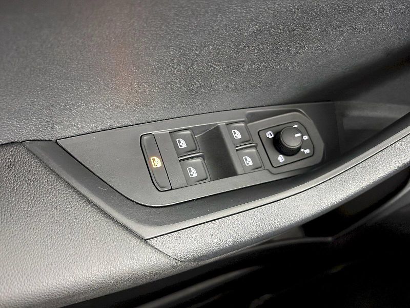 Škoda Karoq (2025) DSG 2.0TDI 110kW Selection Tou - fotka 29 z 34