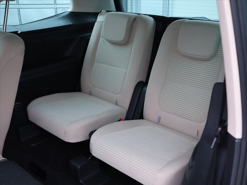 Seat Alhambra 2,0 TDI 103kW DSG Style 7-Míst - fotka 16 z 41