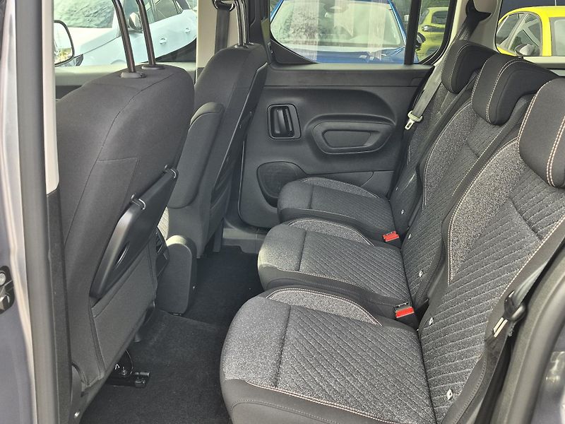 Peugeot Rifter (2026) Long ALLURE HDi 130 S&S MAN6 - fotka 9 z 23