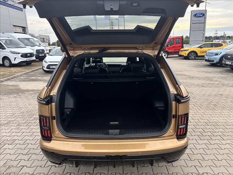 KGM Actyon 1,5 GDI Premium Hybrid 2WD - fotka 12 z 38