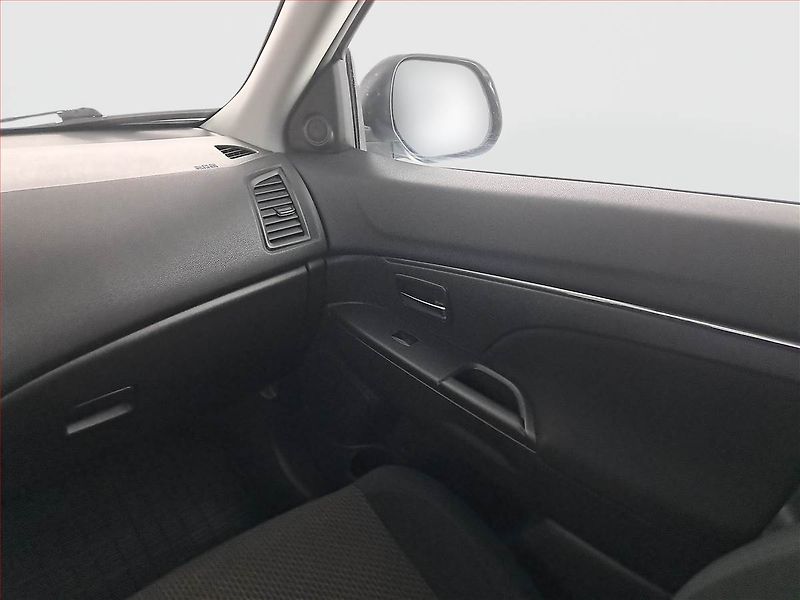 Mitsubishi ASX (2017) 1.6 MIVEC, LPG, Navi, Tempomat - fotka 8 z 25