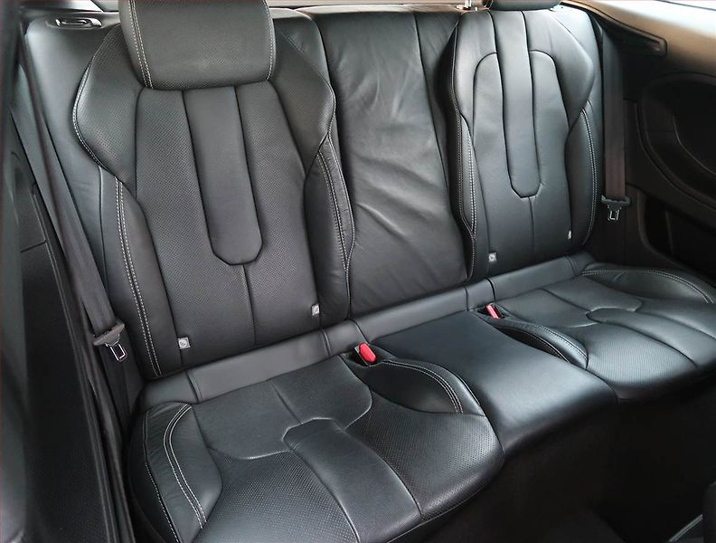 Land Rover Range Rover Evoque (2012) Si4, 4X4, Automat, Kůže, Navi - fotka 15 z 15