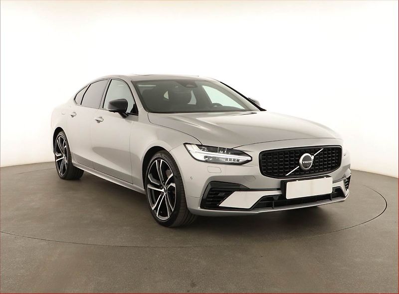 Volvo S90 (2024) T8 Recharge - fotka 1 z 20