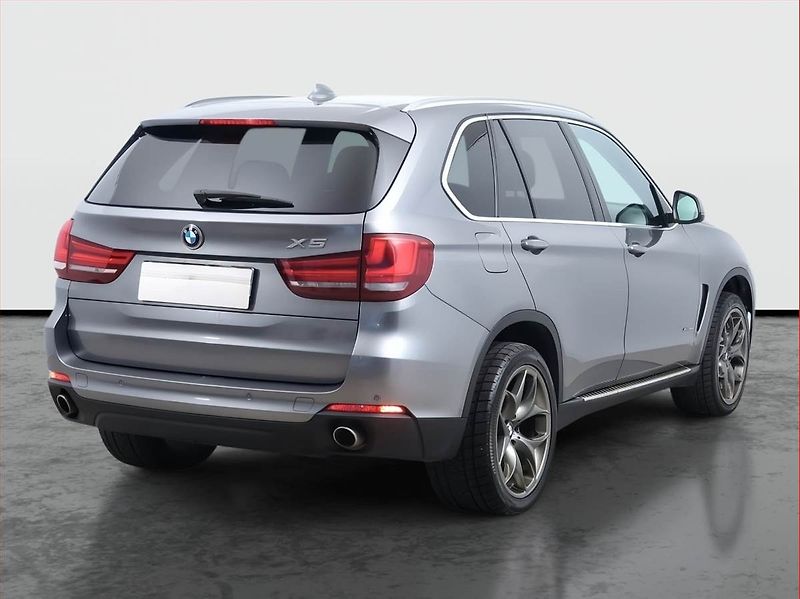 BMW X5 (2015) xDrive30d, 4X4, Automat - fotka 3 z 13