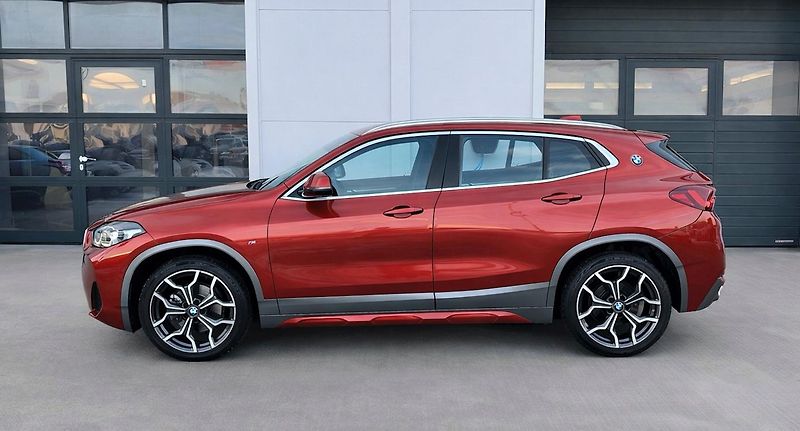 BMW X2 xDrive18d M-Sport X - fotka 3 z 20