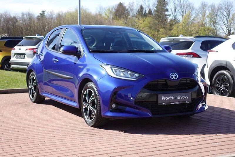 Toyota Yaris ZLEVNĚNO 1,5 HSD Comfort Style - fotka 3 z 28