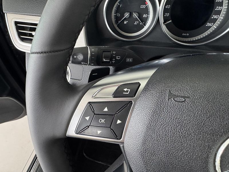 Mercedes-Benz Třídy E 250d BT*9G-Tronic*LED*El.Kufr - fotka 22 z 31