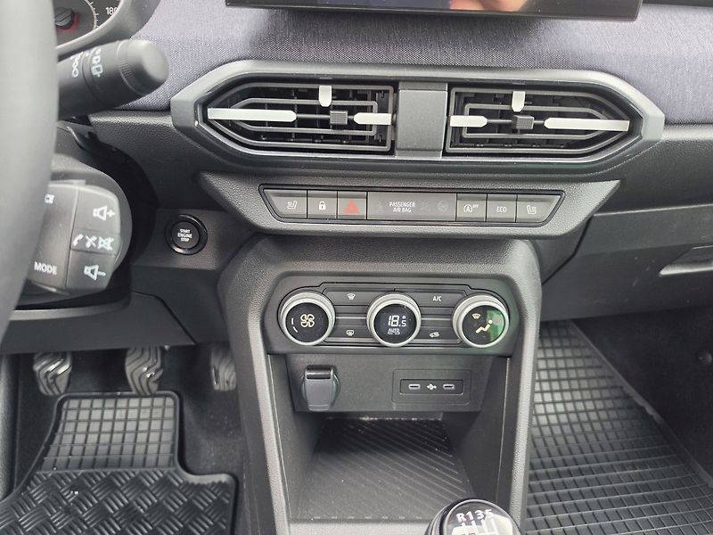 Dacia Jogger (2026) Expression Eco-G 120 5 míst - fotka 12 z 14