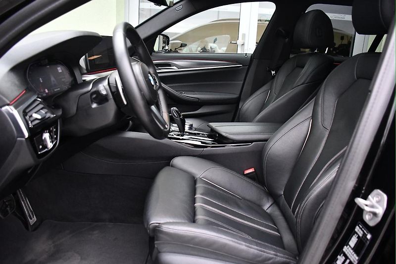 BMW Řada 5 530d xD M-SPORT LASER  - fotka 13 z 46