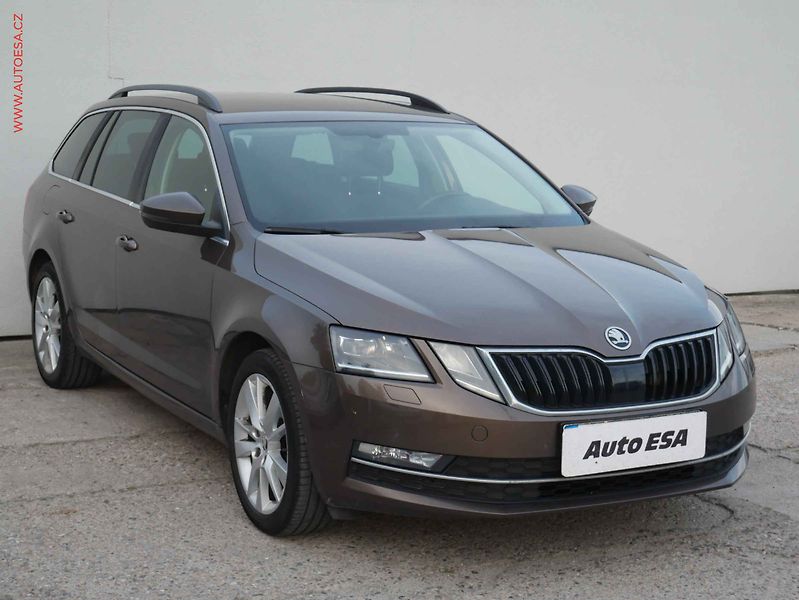 Škoda Octavia (2018) 1.6 TDi, ČR, Style, STK5/28 - fotografie inzerátu