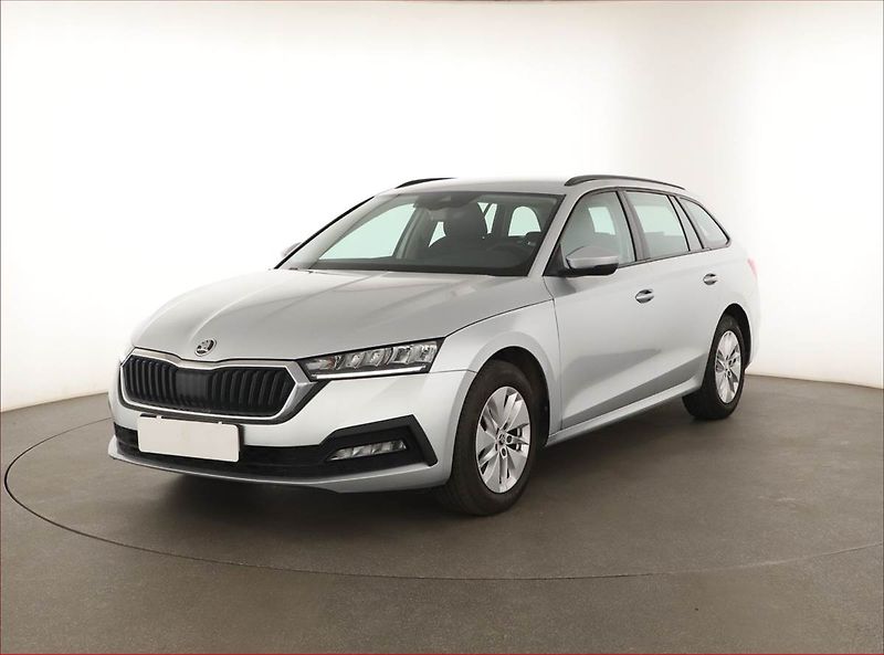 Škoda Octavia (2022) Ambition 2.0 TDI, ČR,1.maj - fotka 2 z 18