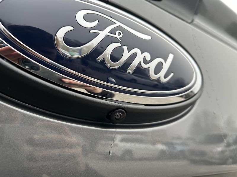 Ford Ranger Wildtrak 2.0 Bi-Turbo 151kW - fotka 6 z 30