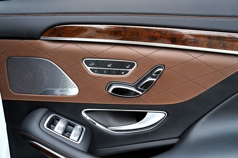 Mercedes-Benz Třídy S S 500 4Matic AMG/Designo/ČR - fotka 23 z 50