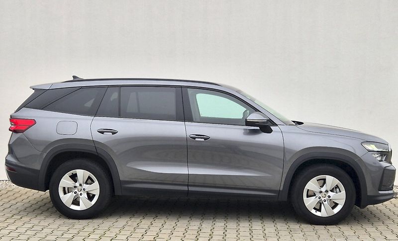 Škoda Kodiaq (2024) Selection 2.0 TDI 142 kW 4x4 7 - fotka 9 z 32
