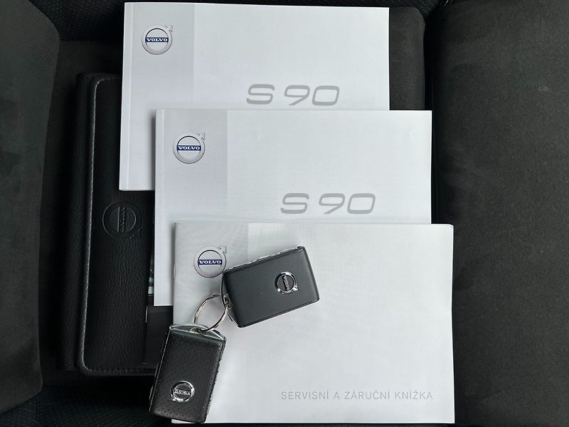 Volvo S90 (2018) D5 AWD R-design Polestar ČR - fotka 25 z 44
