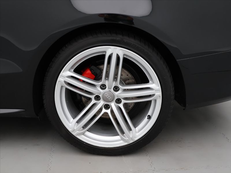 Audi A5 3,0 TDI 176kW quattro S-line - fotka 34 z 41