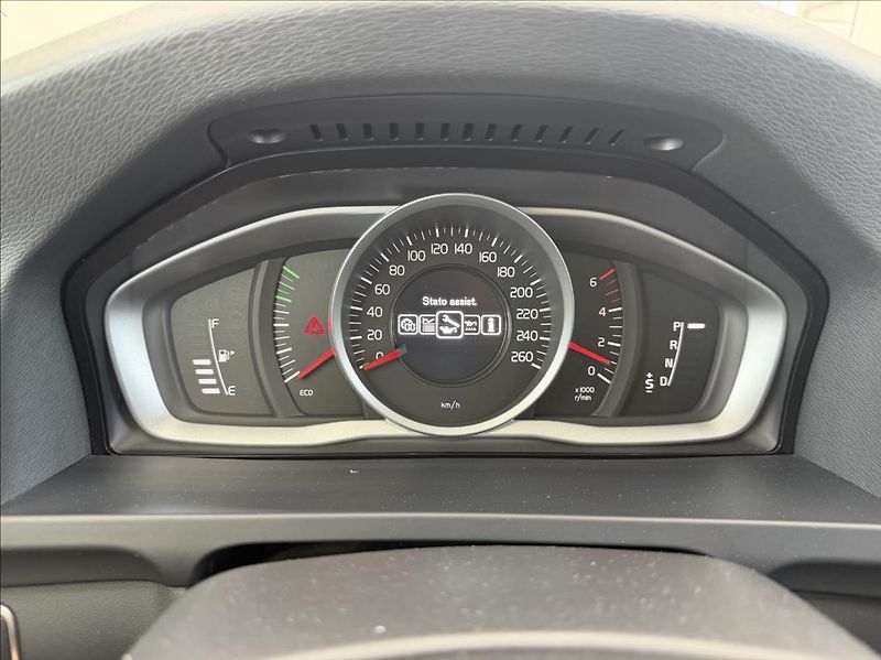Volvo V60 2,0 D, Automat, pouze 93tkm - fotka 10 z 29