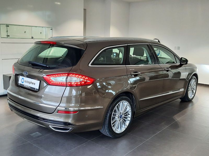 Ford Mondeo (2016) Kombi Vignale 2.0 TDCI Automat - fotka 4 z 10