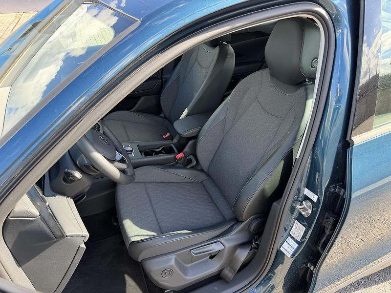 Volkswagen Tiguan 1,5 eTSi 110kW automat  LIFE - fotka 13 z 21