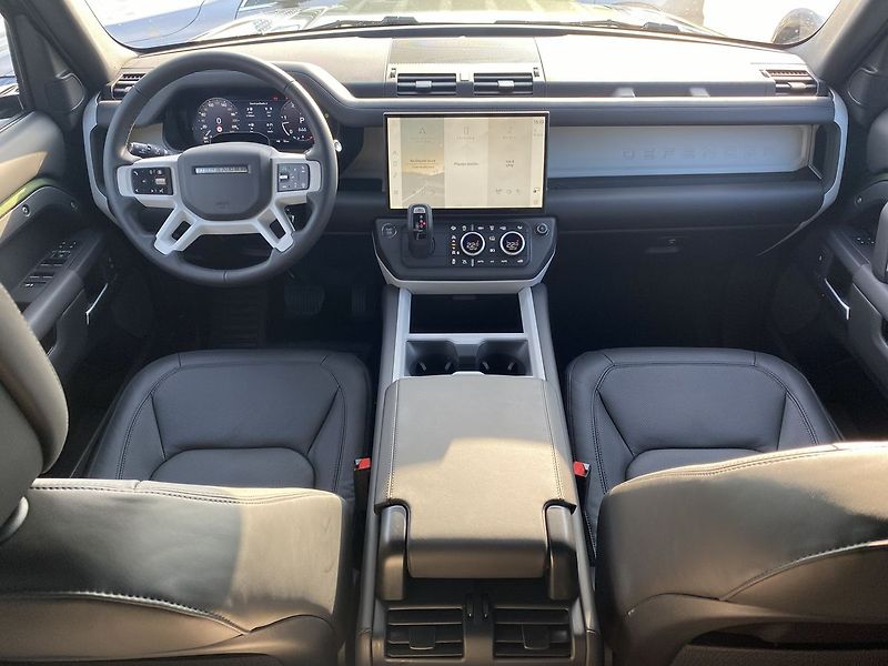 Land Rover Defender (2026) HSE X-Dynamic D350 110 - fotka 18 z 31