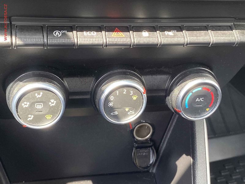 Dacia Duster (2021) 1.0TCe, ČR, AC, navi - fotka 15 z 18