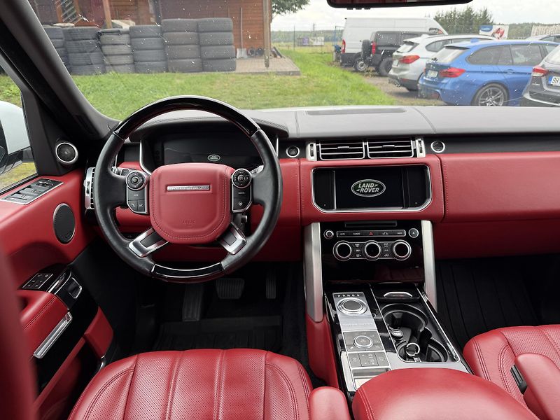 Land Rover Range Rover 4.4l V8 Autobiography - fotka 17 z 32