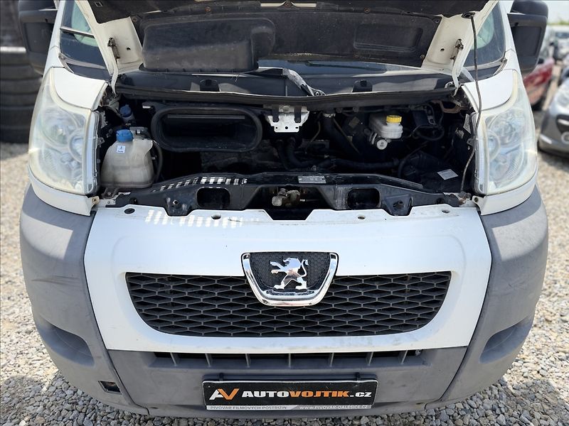 Peugeot Boxer 2,2 184tKm PO SERVISE - fotka 22 z 22