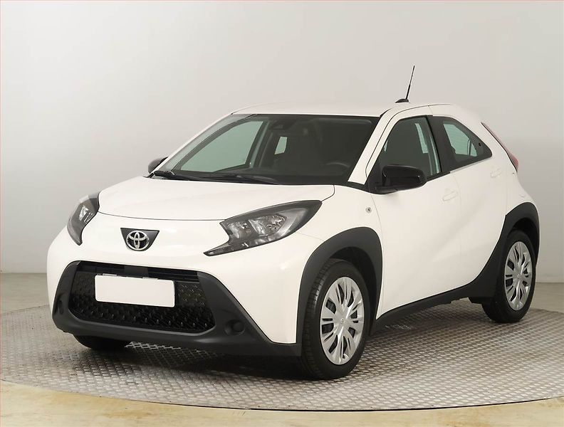Toyota Aygo (2023) 1.0 VVT-i, Automat, ČR,1.maj - fotka 2 z 18