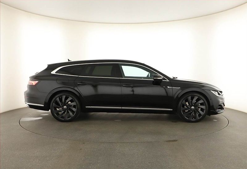 Volkswagen Arteon (2024) 2.0 TSI 4Motion - fotka 6 z 19