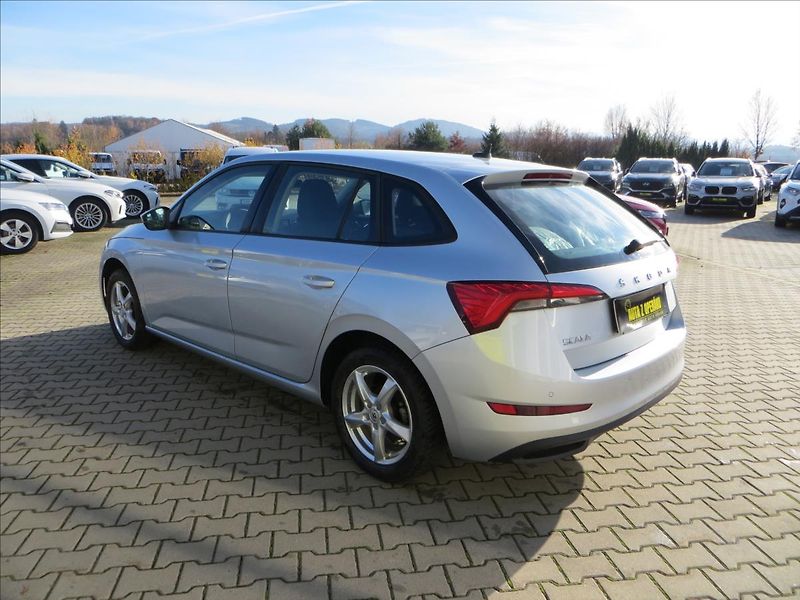 Škoda Scala 1,0 TSI 70kW Ambition ČR - fotka 5 z 21