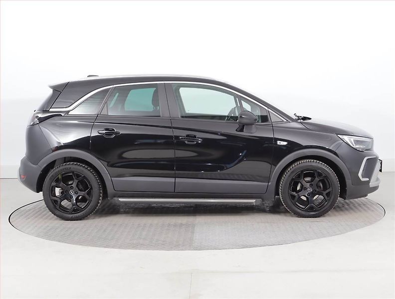 Opel Crossland X (2021) GS Line 1.5 CDTI, Serv.kniha - fotka 6 z 15