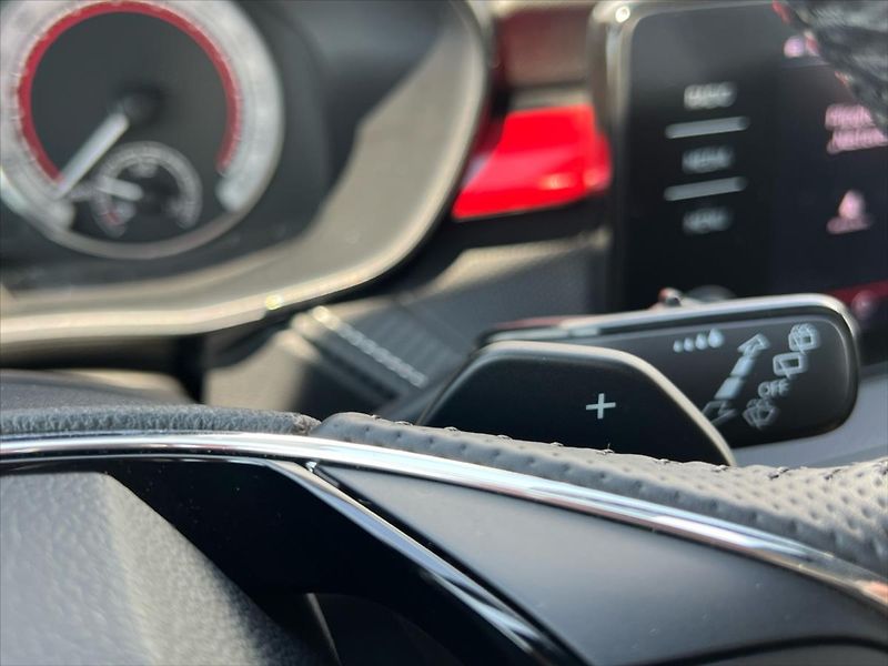 Škoda Fabia 1,5 TSi 110kW 7DSG MONTE CARLO - fotka 26 z 30