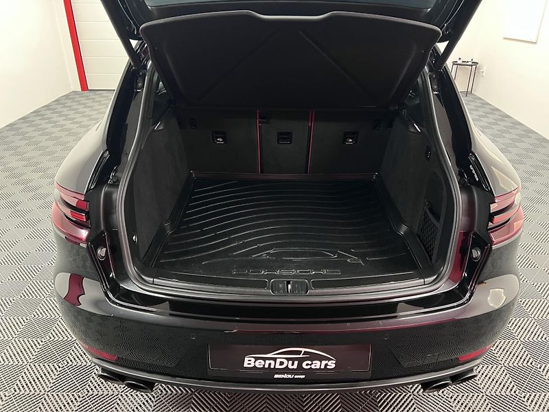 Porsche Macan Turbo 3.6 V6, 294 kW, Původ ČR - fotka 7 z 43