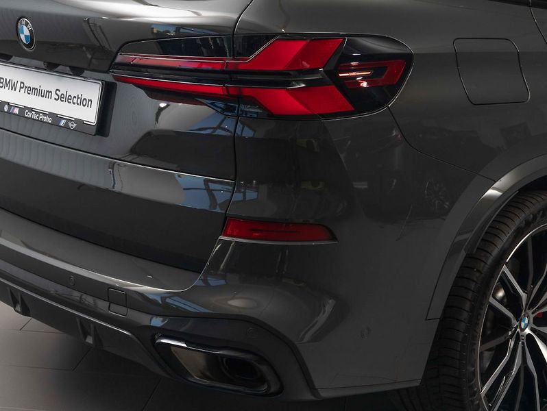 BMW X5 xDrive30d - fotka 9 z 22